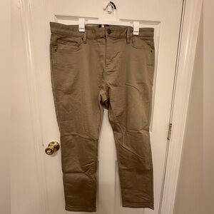 Men’s Tommy Hilfiger Chino Tan Pants